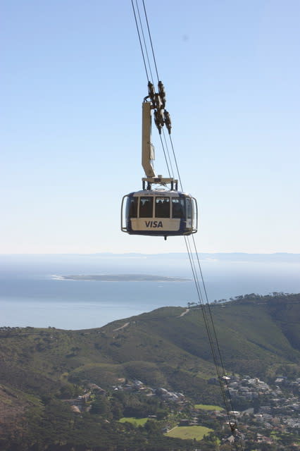 El descenso desde la Montaña de la Mesa, en Ciudad del Cabo, Sudáfrica. Wikimedia.Commons