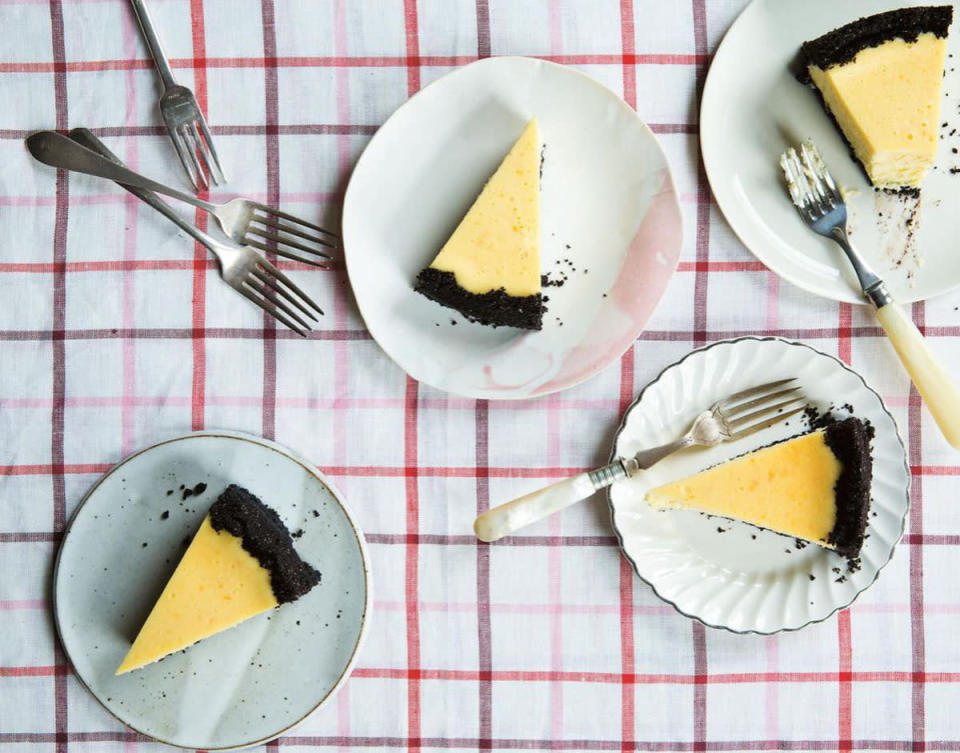 Cara Cara Cheesecake with Chocolate Crust