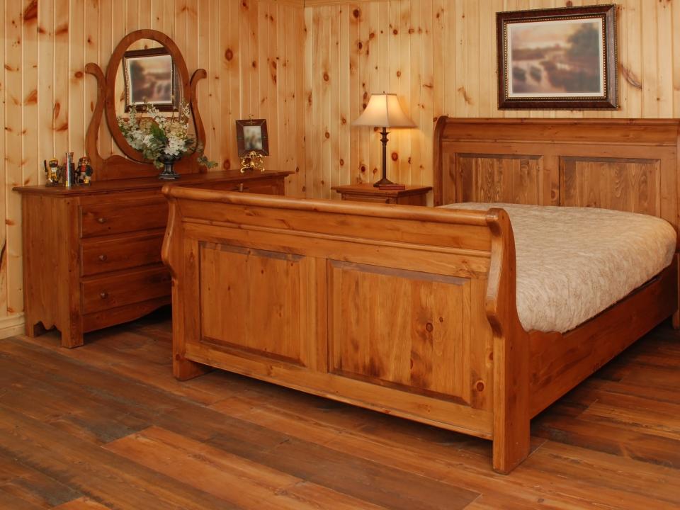 pine wood bedroom set matching