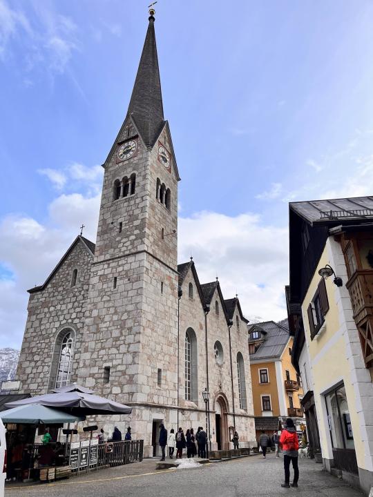 最美小鎮中心「路德教堂」外觀小巧精緻。圖片來源：安柏小姐