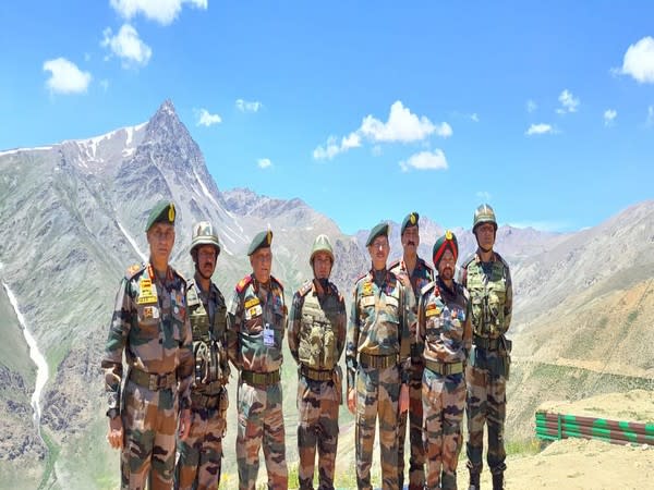 Visual of CDS Bipin Rawat along with other Army officials  in Ladakh (Photo/Twitter)