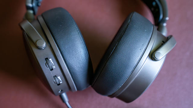 Audeze Maxwell Review. They did it! – Well balanced and spot on