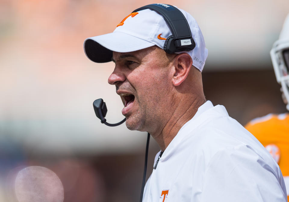 Tennessee coach Jeremy Pruitt asked linebacker Quart’e Sapp to leave the sideline during Saturday’s game against the Florida Gators. (Icon Sportswire)