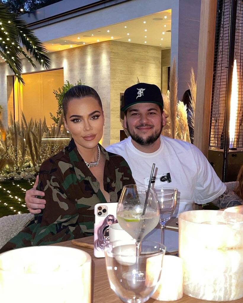 Khloe Kardashian, Rob Kardashian, Kim Kardashian Instagram