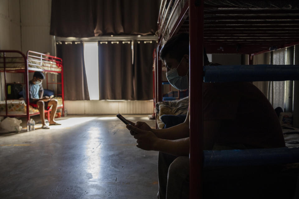 Overcrowded living conditions are a major risk factor for spreading COVID-19. After being evicted, many tenants move into family members' homes or communal housing, where social distancing is more difficult. (Photo: Brent Stirton via Getty Images)