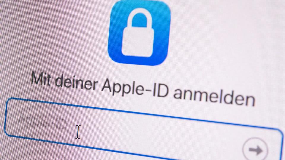 Apple hat das Mindestalter zum Erstellen einer eigenen Apple-ID auf 16 Jahre hochgesetzt. Foto: Andrea Warnecke