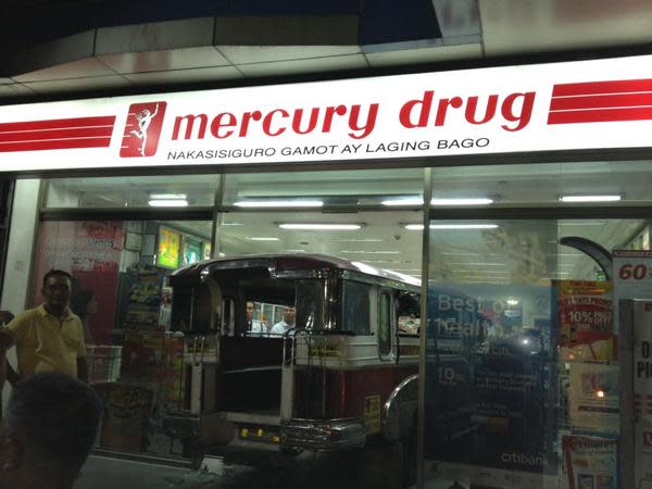 A passenger jeepney lost its brakes and hit a Mercury Drug store in Taft corner Padre Faura in Manila on September 12. Fortunately, no one was hurt in the incident. Photos from Zhander Cayabyab, used with permission.