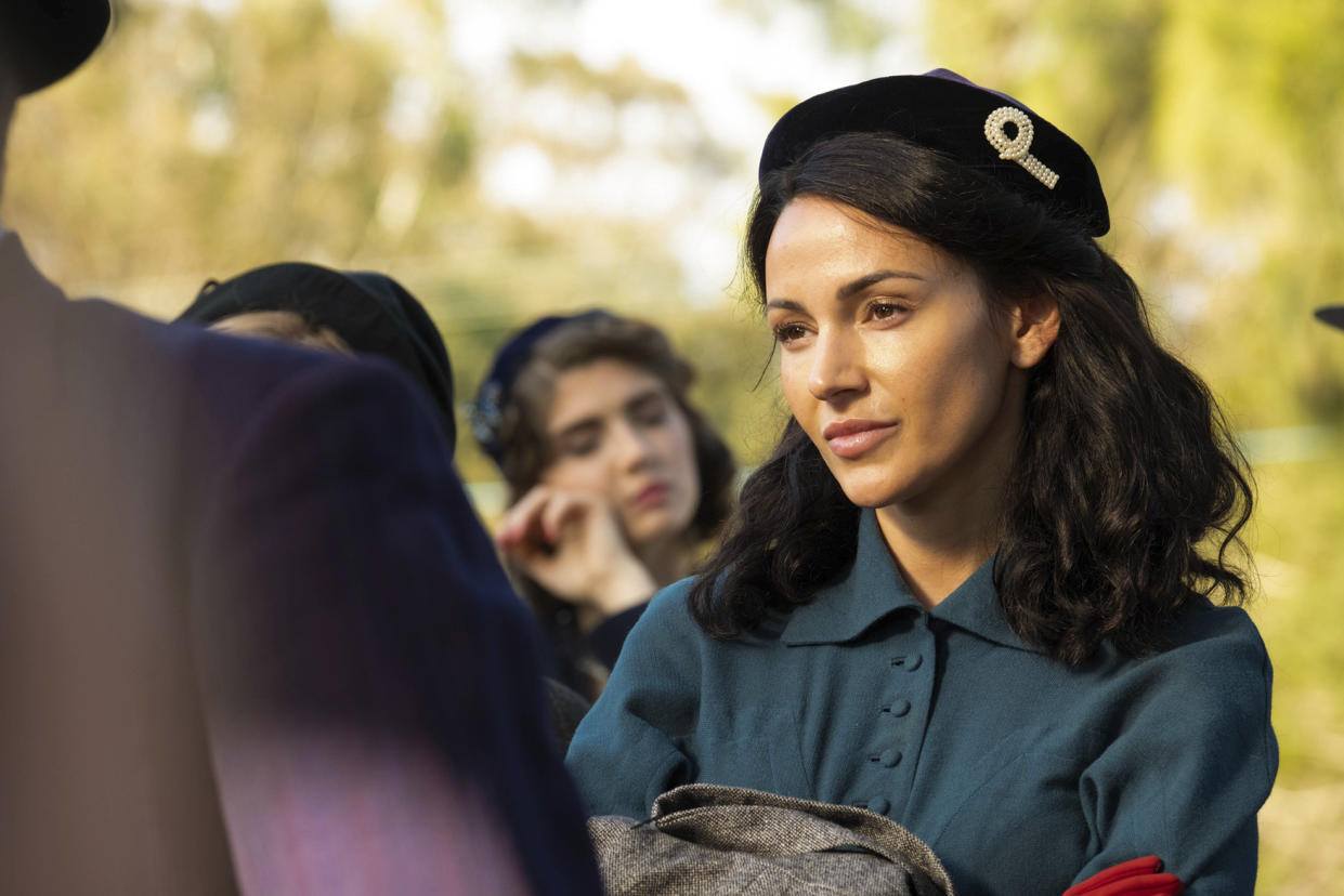 Ten Pound Poms,14-05-2023,1,Kate (MICHELLE KEEGAN),Eleven,John Platt