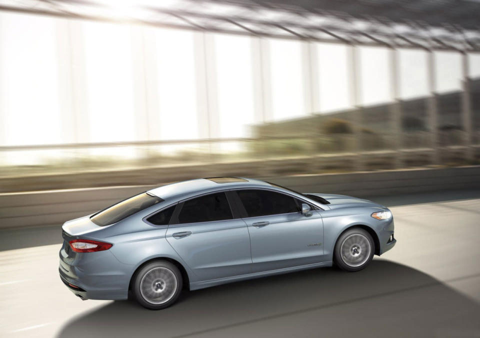 <p><a href="https://www.yahoo.com/autos/research/ford/fusion/2016/" data-ylk="slk:Ford Fusion Hybrid;elm:context_link;itc:0;sec:content-canvas" class="link ">Ford Fusion Hybrid</a><br></p><p>Finalists: <a href="https://www.yahoo.com/autos/research/toyota/prius" data-ylk="slk:Toyota Prius;elm:context_link;itc:0;sec:content-canvas" class="link ">Toyota Prius</a>, <a href="https://www.yahoo.com/autos/research/toyota/camry-hybrid" data-ylk="slk:Toyota Camry Hybrid;elm:context_link;itc:0;sec:content-canvas" class="link ">Toyota Camry Hybrid</a></p>