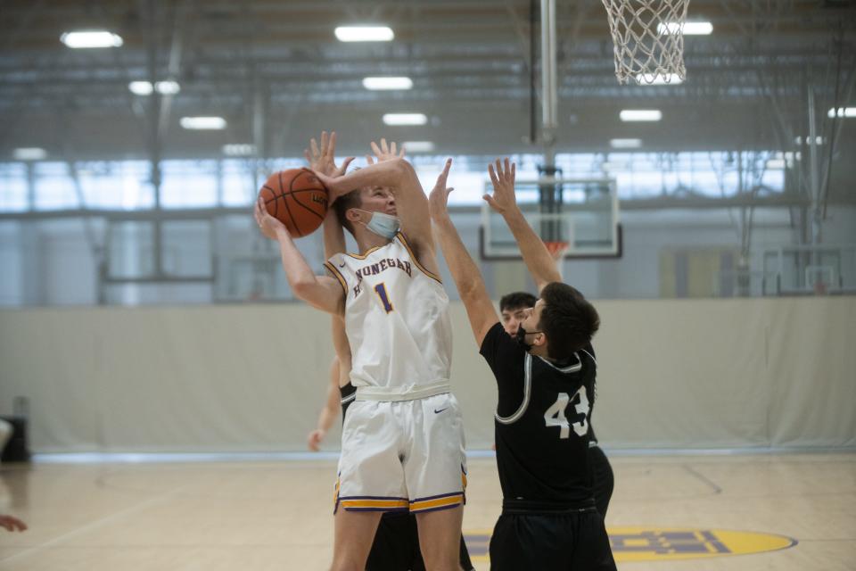 Hononegah's Chase Kemmet shoots against Normal West on Saturday, January 15, 2022, at Hononegah High School in Rockton.