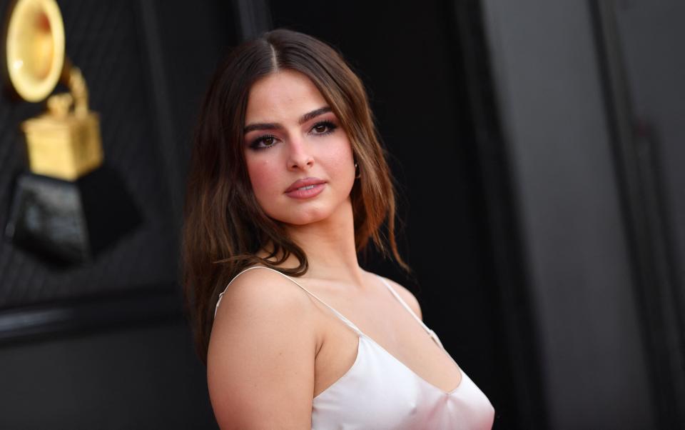 US actress Addison Rae arrives for the 64th Annual Grammy Awards at the MGM Grand Garden Arena in Las Vegas on April 3, 2022. (Photo by ANGELA WEISS / AFP) (Photo by ANGELA WEISS/AFP via Getty Images)