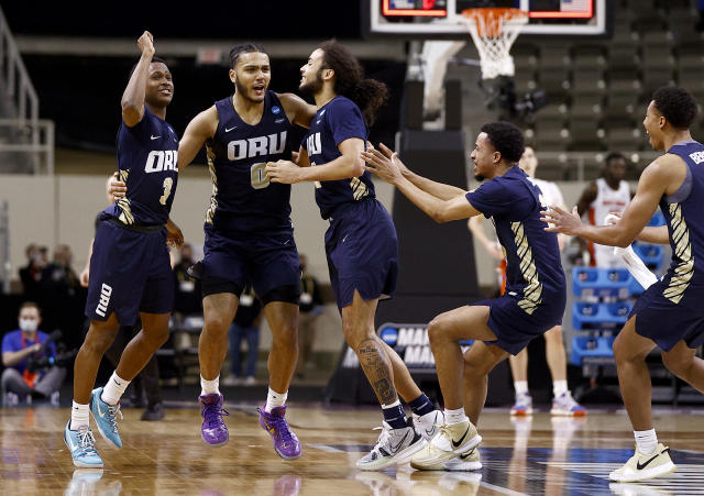 NCAA tournament: Oral Roberts, Max Abmas come up inches short in