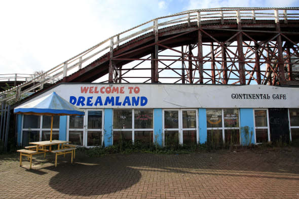 Dreamland theme park in Kent to reopen