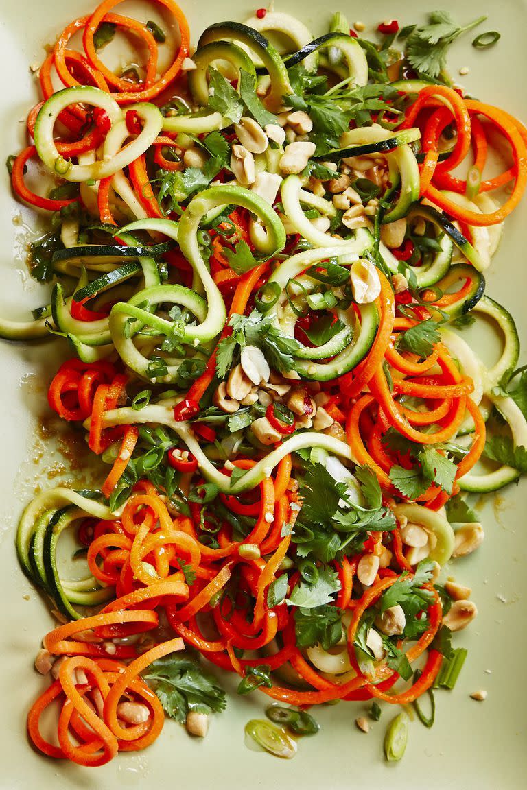 Spiralized Zucchini and Carrot Salad