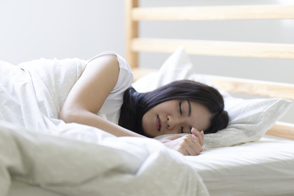 Fatigue, sleepiness and excessive sleeping are all signs of Hashimoto's disease. (Photo via Getty Images)