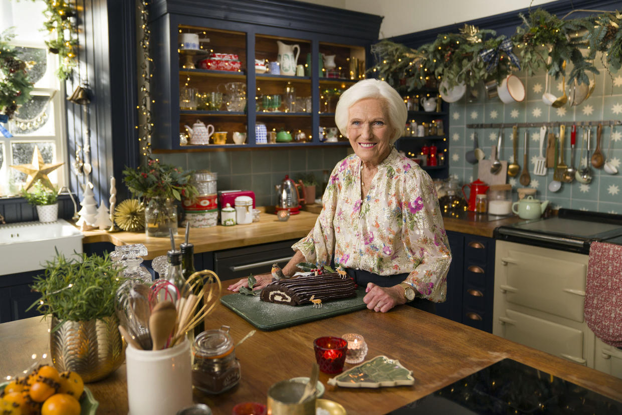 Mary Berry's Highland Christmas,13-12-2023,Mary Berry,with Mary's Buche De Noel.


**STRICTLY EMBARGOED NOT FOR PUBLICATION UNTIL 00:01 HRS ON SATURDAY 2ND DECEMBER 2023**,Rumpus Media,Mark Mainz