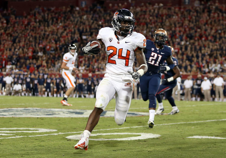 Running back Storm Woods #24 of the Oregon State Beavers rushes the football against the Arizona Wildcats during the college football game at Arizona Stadium on September 29, 2012 in Tucson, Arizona. (Photo by Christian Petersen/Getty Images)