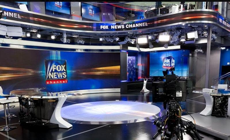 《福斯新聞》（Fox News）以7億8750萬美元（約新台幣240億元）與計票公司「多明尼恩投票系統」達成和解。（翻攝FOX News推特）