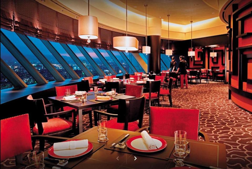 發哥常會在下榻的遠東飯店39樓醉月樓吃飯，還可以欣賞台北夜景。（翻攝自上海醉月樓官網）