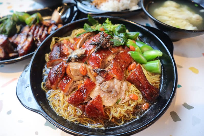 hennessy duck - dang gui duck noodle