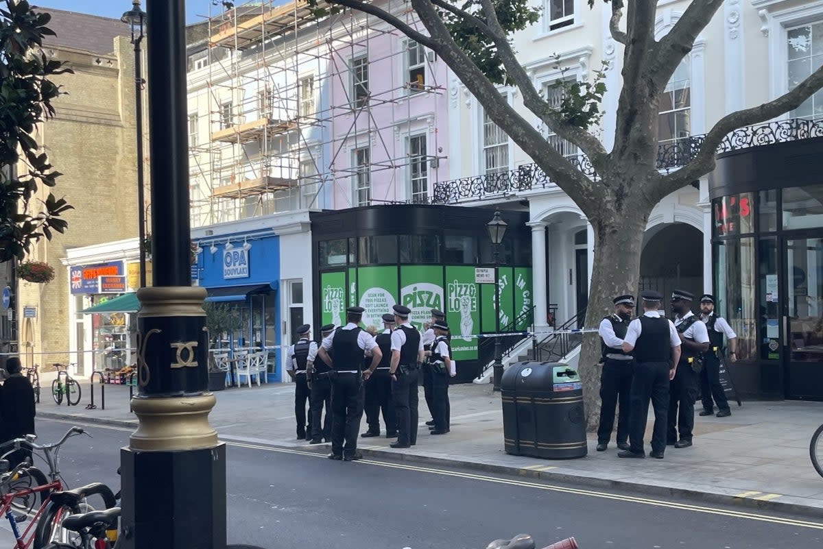 Police responding to an incident outside Queensway station (Rachael Burford)