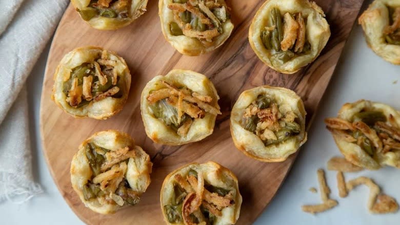 Green beans and fried onions in puff pastry cases