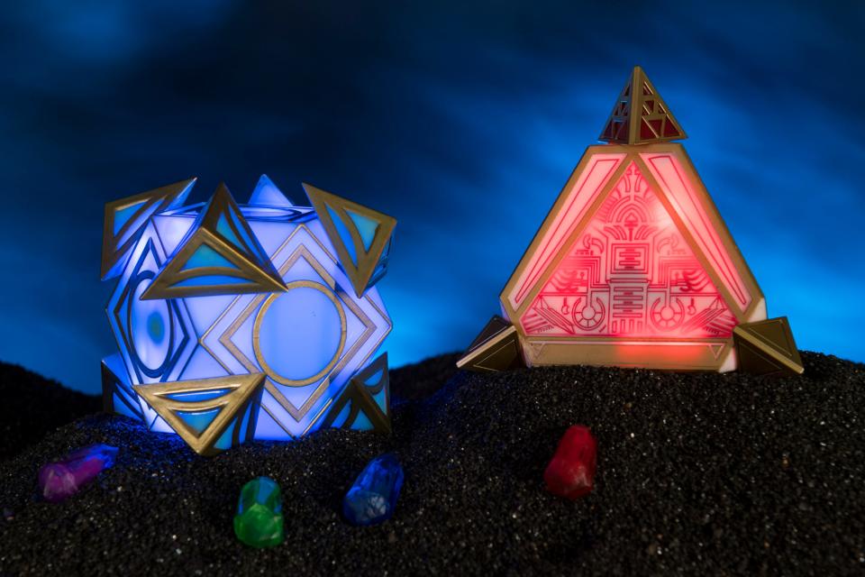 star wars galaxys edge holocron