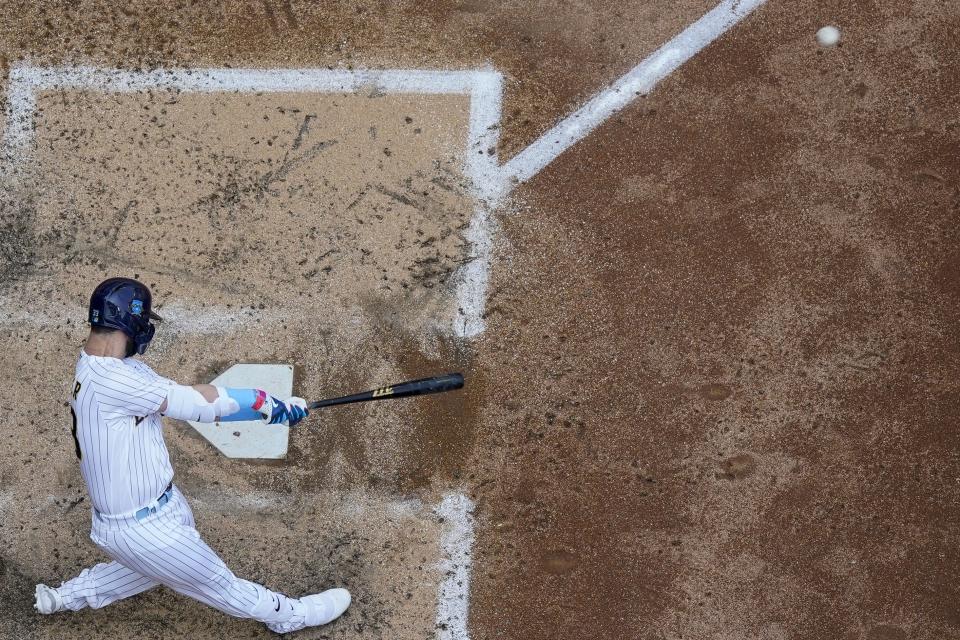 Milwaukee Brewers' Jesse Winkler gets an RBI hit during the fifth inning of a baseball game against the Pittsburgh Pirates Sunday, June 18, 2023, in Milwaukee. (AP Photo/Morry Gash)