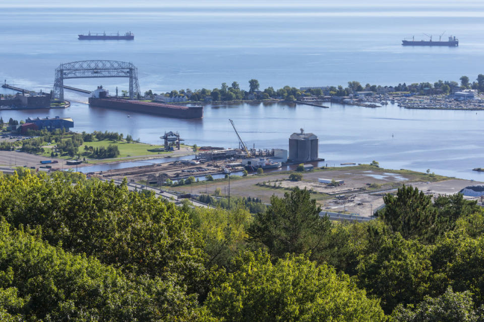 23. Duluth, Minnesota. Percentage without health insurance: 8.2%. Percentage that is food-insecure: 7.6%. Obesity rate: 27.4%. 2014 unemployment rate: 5.2%.