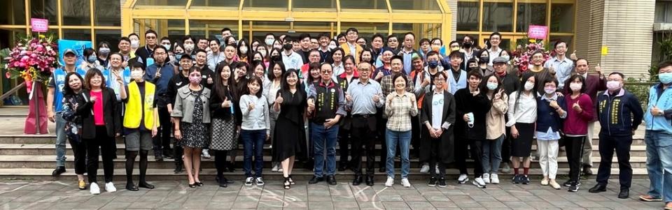 《圖說》台灣e補教數位轉型產業博覽會今日結合全台逾50家廠商、200間補習班人員，在新竹明新科大舉行。〈主辦單位提供〉