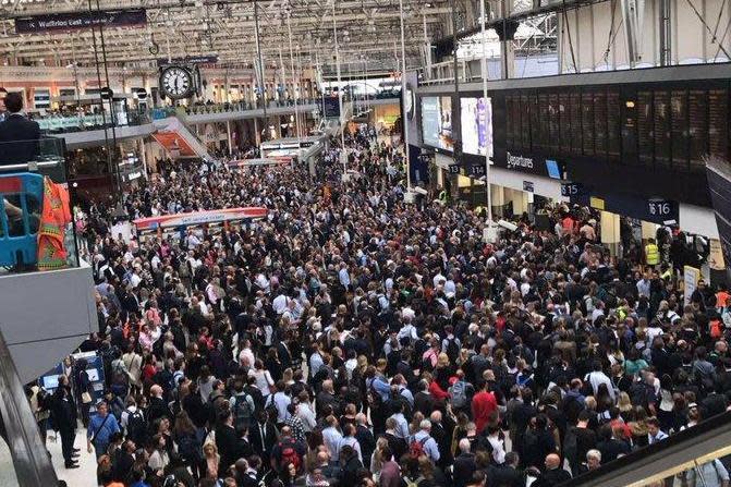 Delays: A major upgrade project at Waterloo will coincide with engineering works across the capital: @B3LL3W