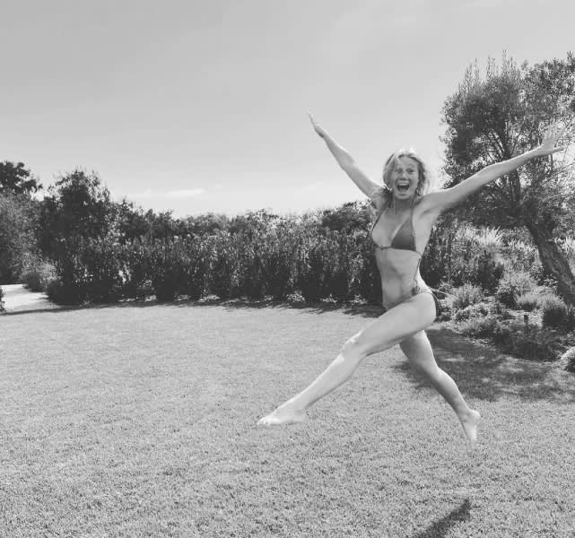gwyneth-paltrow-bikini