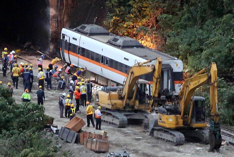 台鐵408車次太魯閣號2日發生出軌意外，釀嚴重傷亡。（資料照）