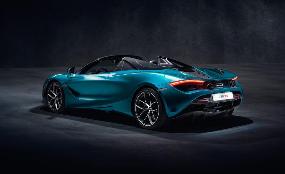 <p>When we put a coupe on our scales, <a rel="nofollow noopener" href="https://www.caranddriver.com/mclaren/720s" target="_blank" data-ylk="slk:they reported 3161 pounds;elm:context_link;itc:0;sec:content-canvas" class="link ">they reported 3161 pounds</a>, which means the Spider should come in with a sub-3300-pound real-world weight-that's remarkable given the potency of the 720S twin-turbocharged 4.0-liter V-8.</p>