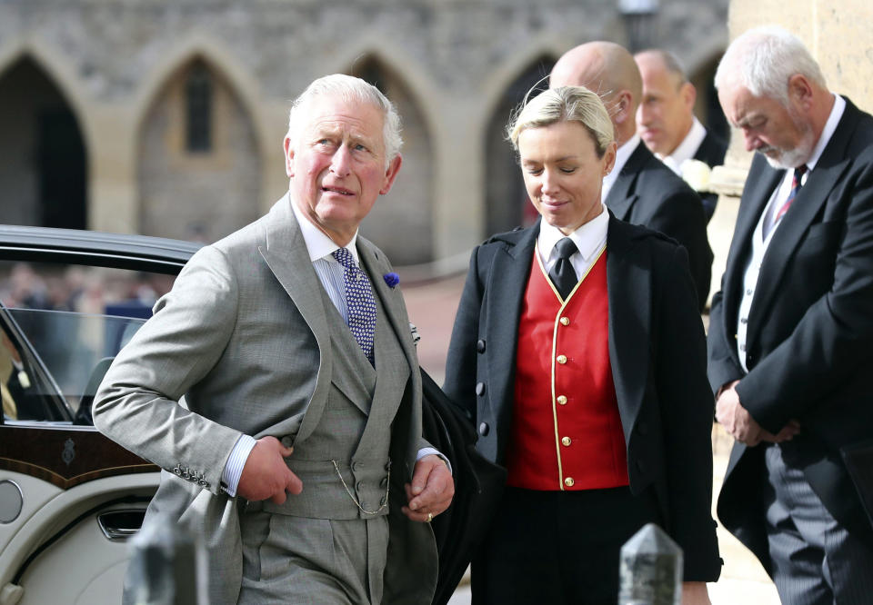 El príncipe Carlos de Inglaterra llega a la boda de la princesa Eugenia y Jack Brooksbank en la Capilla de San Jorge, en el Castillo de Windsor, el viernes 12 de octubre del 2018 cerca de Londres, Inglaterra. (Gareth Fuller/Pool via AP)