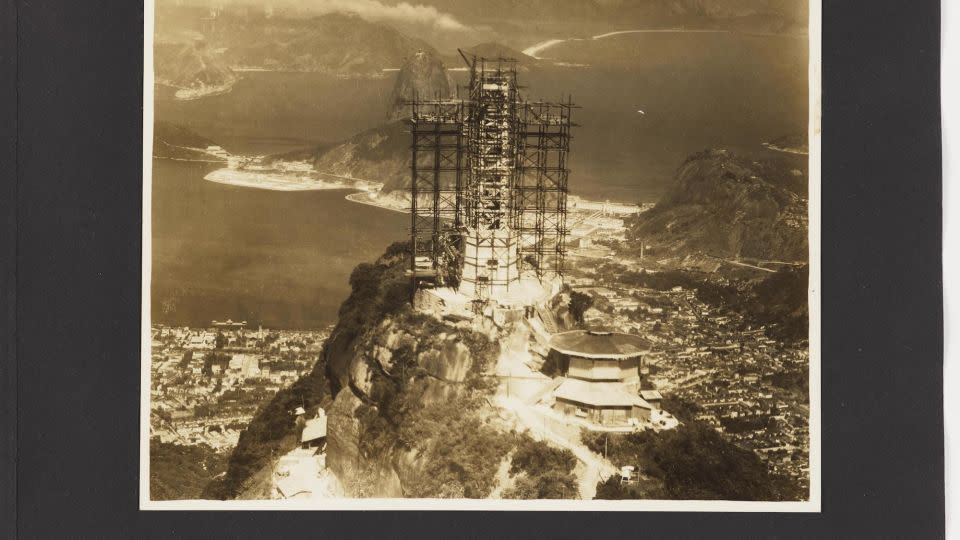 The statue was commissioned in 1922 and inaugurated nine years later. - Public domain/Instituto Moreira Salles Collection