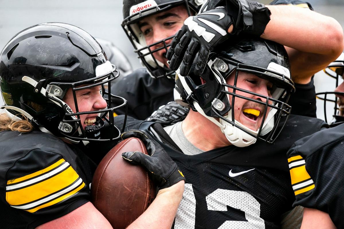 Social media reactions to Iowa Hawkeyes’ 2023 open spring practice