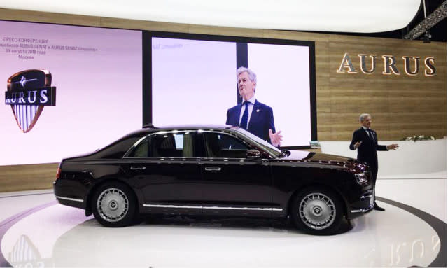 Aurus Senat: Civilian version of Putin's limo makes 2018 Moscow auto show  debut