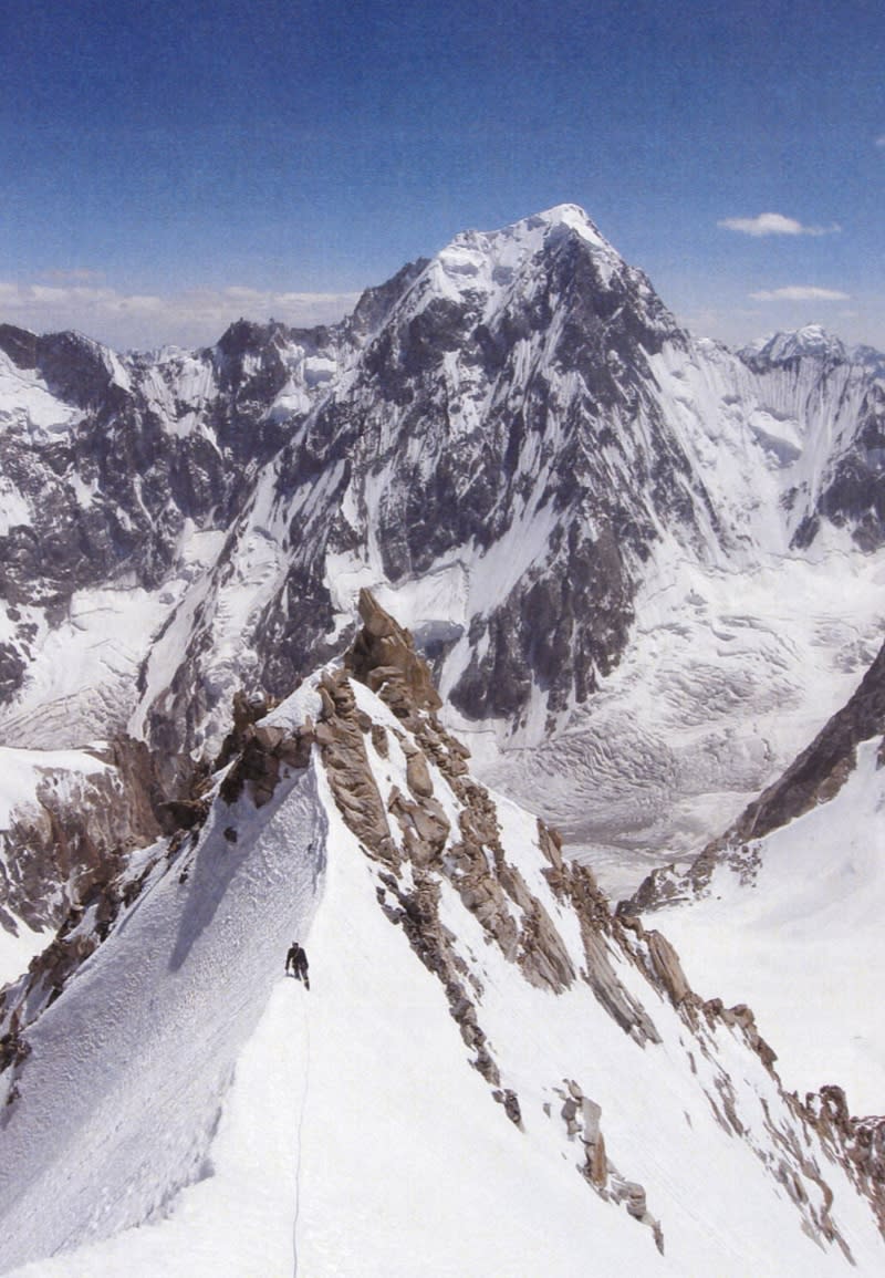 Markus Walter on the summit ridge of Mamu Sar. Yashkuk Sar is behind.