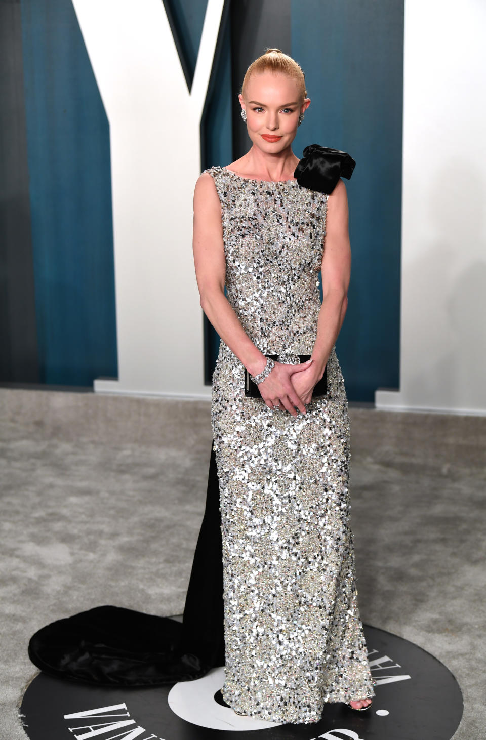 Kate Bosworth derrochó <em>glamour </em>con un diseño de lentejuelas de Ralph & Russo. (Foto: Karwai Tang / Getty Images)