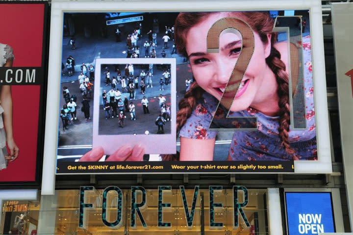 <p><strong>Top shopping websites</strong><br>No. 5: Forever 21<br>2 per cent of teens<br>(Canadian Press) </p>