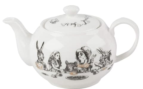 V&A Alice in Wonderland Mini Teapot