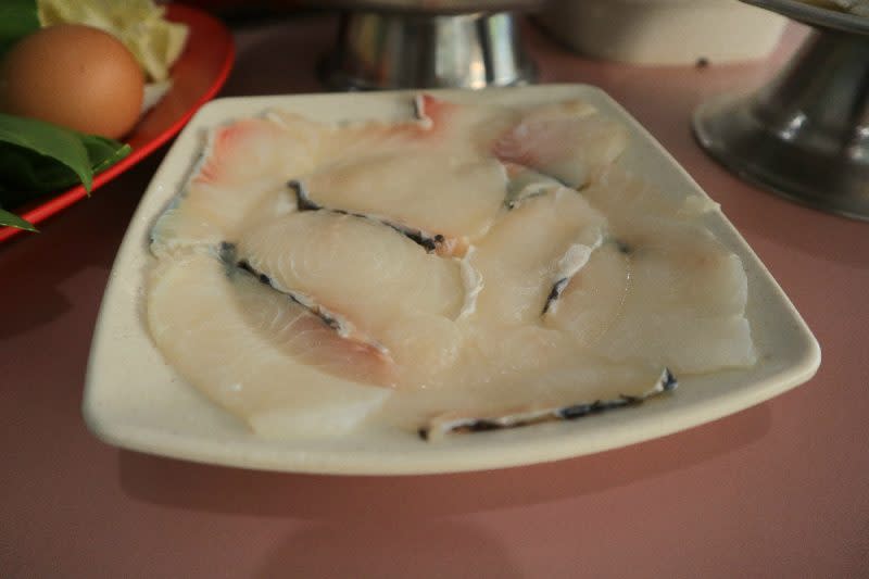 ah pang steamboat seafood - fish slices