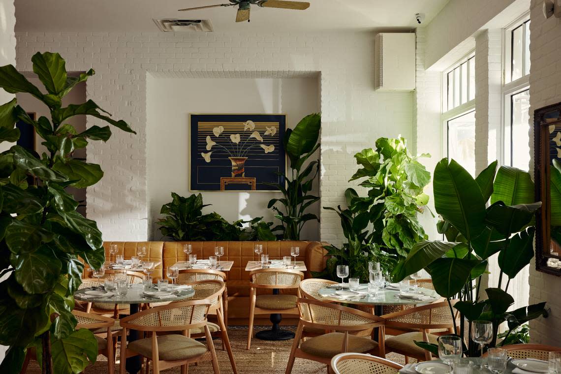 The dining room at Joliet on Miami Beach, which is now closed.