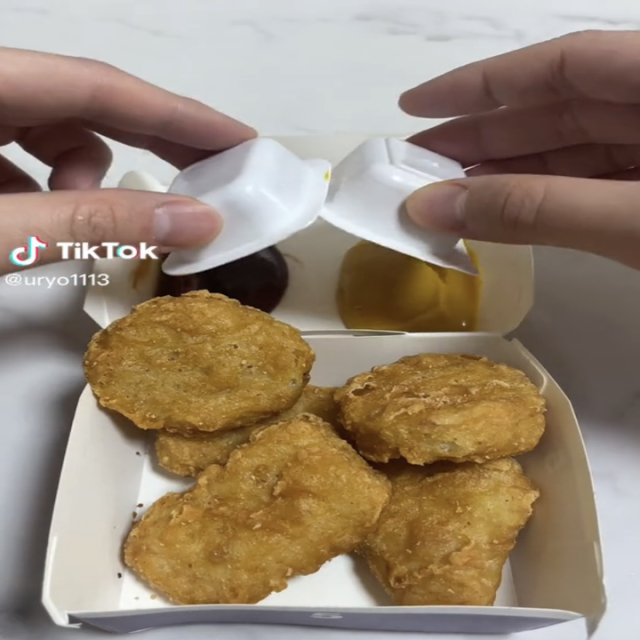 I Tried This Viral McDonald's Chicken Nugget Hack, And Here's What I Think