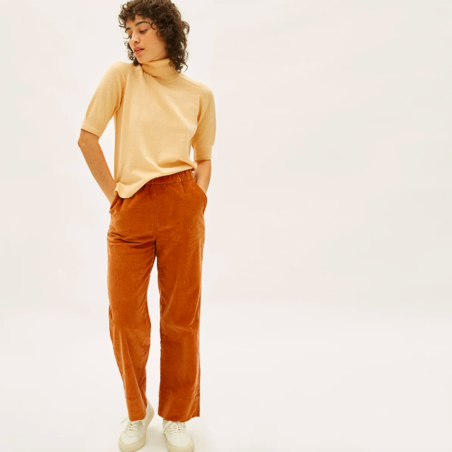 The Corduroy Easy Pant in Acorn. Image via Everlane.