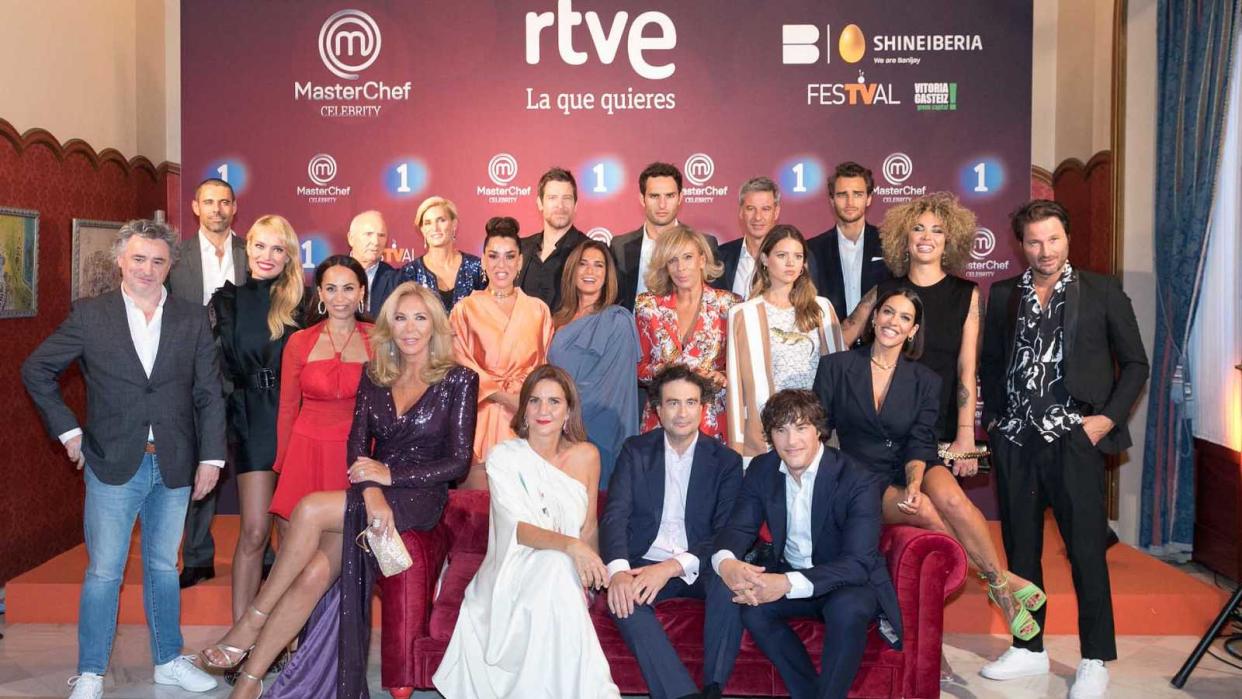 Los jueces y concursantes de 'MasterChef Celebrity 7' en el FesTVal de Vitoria (RTVE)