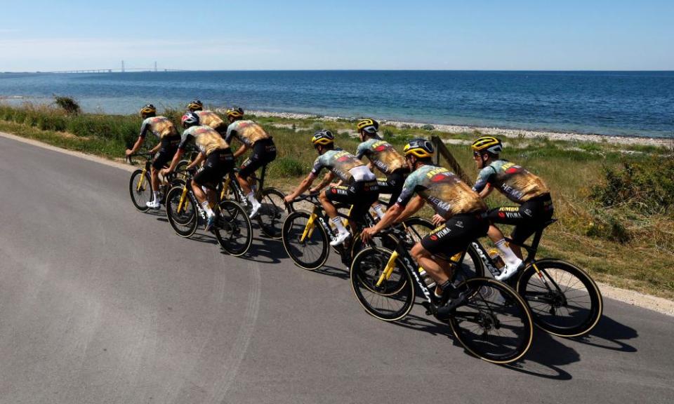 Jumbo-Visma riders practice on the Danish coast.