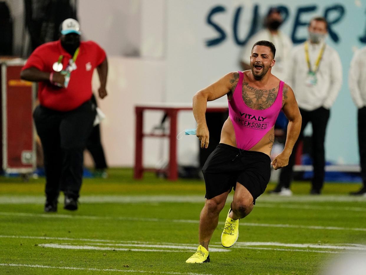 Super Bowl streaker