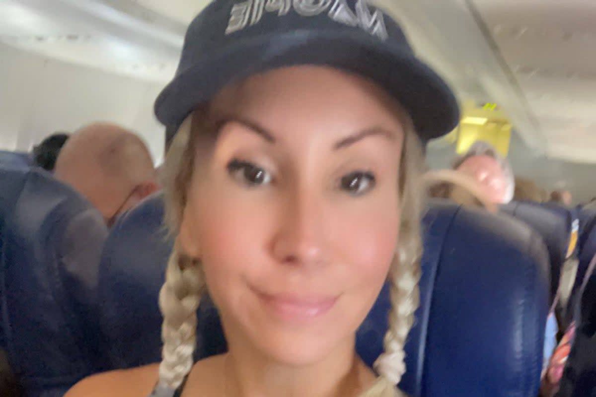 Maggi Thorne claims she was told to cover up for flight to Nashville, Tennessee  (X/Maggi Thorne)